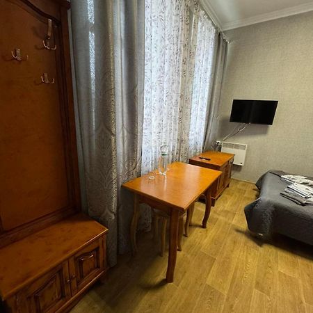 Арт-Готель "Династія" Bila Tserkva Exterior photo